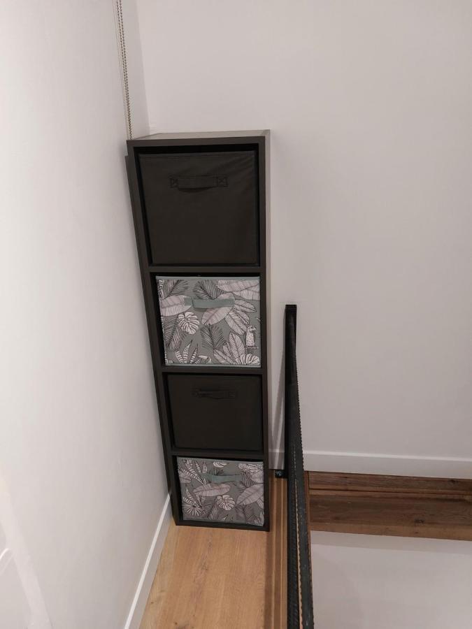 Apartment Appartement, *